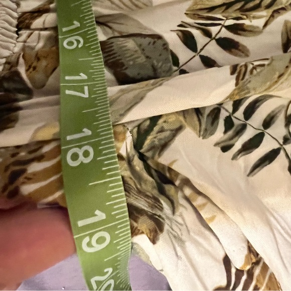 BRAND NEW! never worn before. Maxi flowery leafy midi dress h&m - Picture 4 of 8